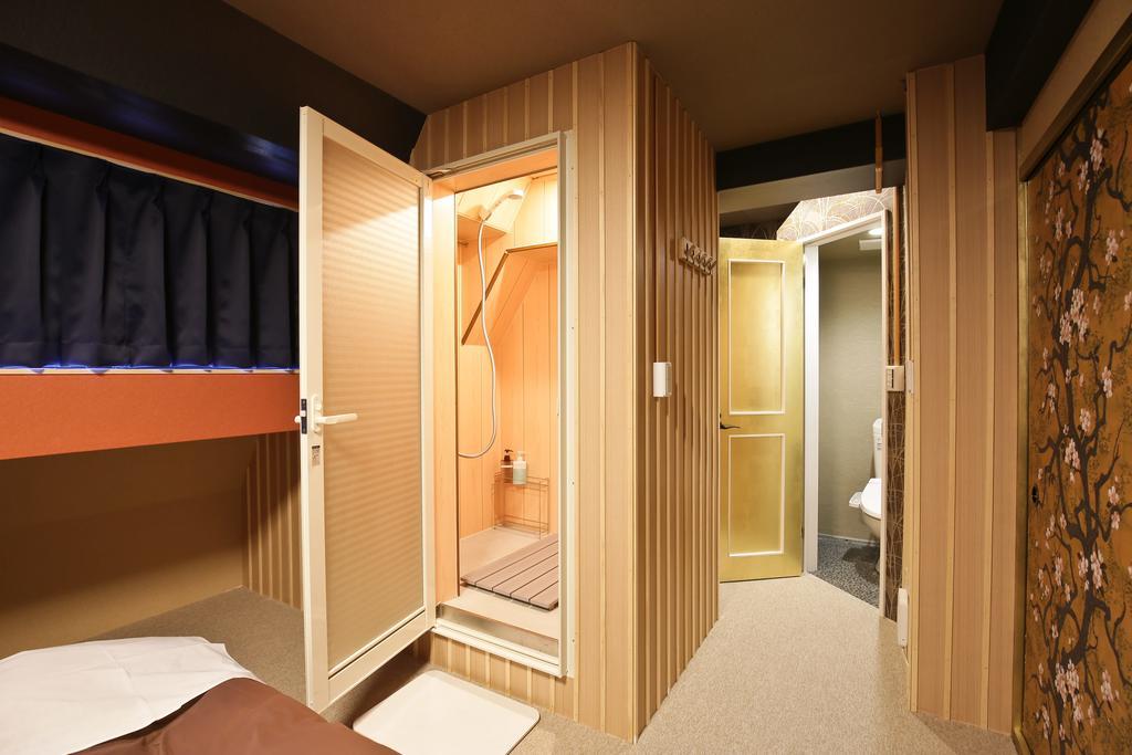 Samurais Hostel Ikebukuro Tokyo Exterior photo